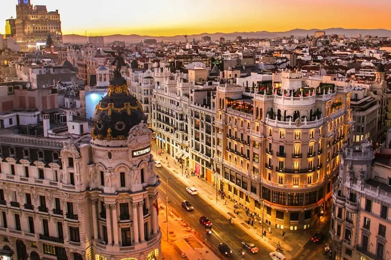 Living in Spain9 - شرایط زندگی در اسپانیا برای ایرانیان + معایب و مزایای آن