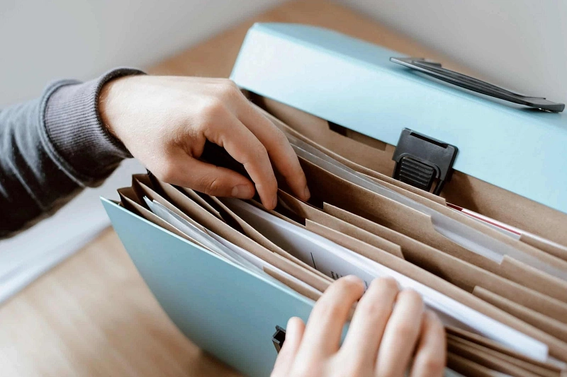 کارت اقامت دهساله فرانسه | شرایط، مدارک و نحوه تمدید Documents required to apply for a ten year French residence card - کارت اقامت دهساله فرانسه | شرایط، مدارک و نحوه تمدید