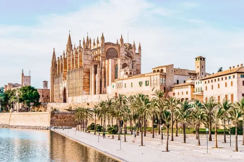 The most expensive cities in Spain 9 9 11zon - ۵ نکته مهم درباره گران&zwnj;ترین شهر اسپانیا، مشکلات زندگی و تجربه زندگی در اسپانیا در سال ۲۰۲۶