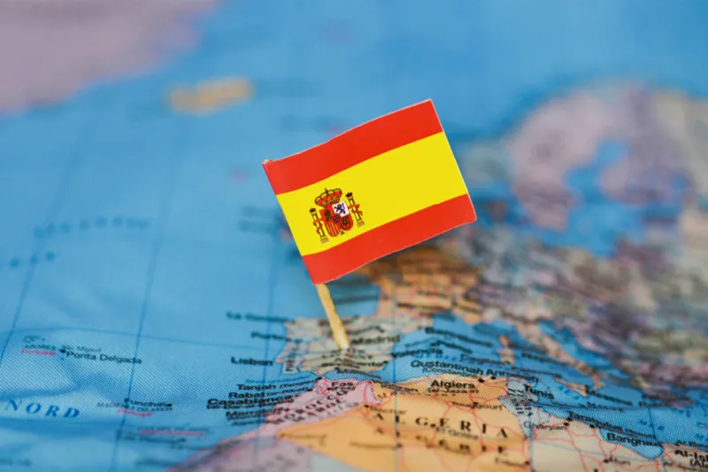 immigration to spain3 - بررسی کامل قوانین مهاجرت به اسپانیا در سال ۲۰۲۵