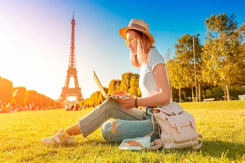 paris2 2 11zon - اقامت فرانسه از طریق تمکن مالی: ۷ مرحله ساده برای زندگی بدون کار در فرانسه