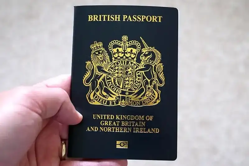 مراحل اخذ ویزای توریستی انگلستان | شرایط، مراحل و هزینهها tourist visa of england 5 min 11zon - مراحل اخذ ویزای توریستی انگلستان | شرایط، مراحل و هزینهها